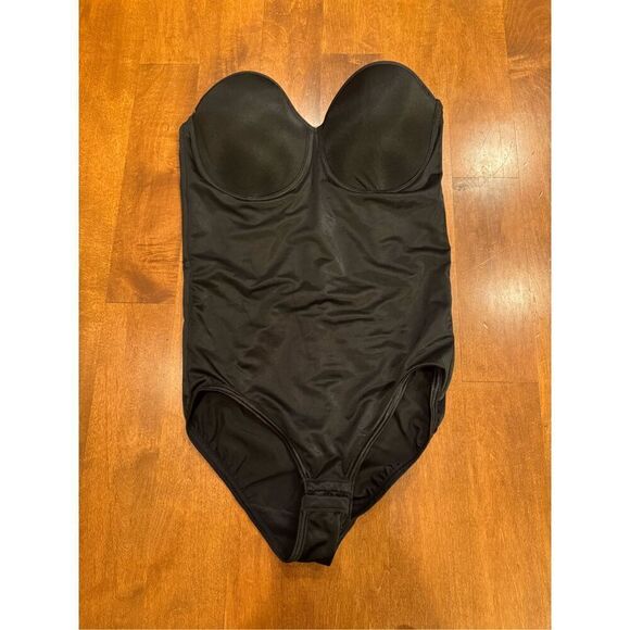 Woman’s flexees by maidenform shareware/body suit size 36C - Picture 1 of 4